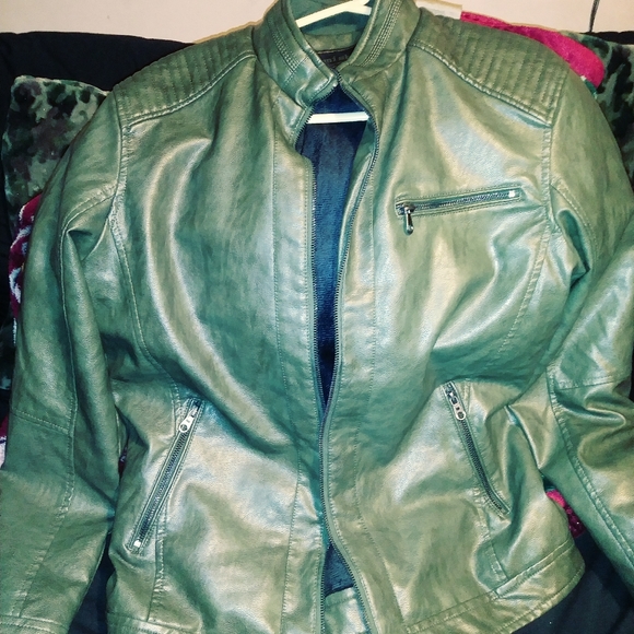 Yes - Picture 2 of 4